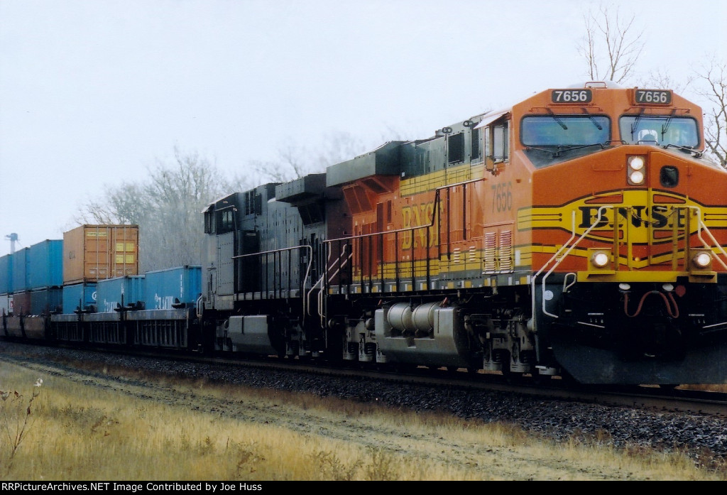 BNSF 7656 West